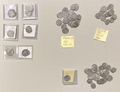 Group Lots - Islamic OTTOMAN EMPIRE: LOT of 64 silver coins, Murad II, AR akçe, dated AH834 (A-1302.3), mints of Edirne (20 pcs), Novar (11), and Serez (27), all VF or better; and Osman II, AR onluk, 