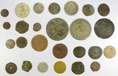 Group Lots - Islamic OTTOMAN EMPIRE: LOT of 16 Ottoman & 9 Yemeni coins, Ottoman: including Algiers, Taqidamt AH1254 kharuba (1 pc); Libya, Tarabulus Gharb, copper paras (7 pcs, including 2 in better 
