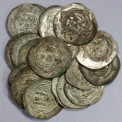 Group Lots - Ancient SASANIAN KINGDOM: Khusro II, 591-628, LOT of 20 silver drachms, from his third series (Göbl-212), mostly of the mints ART and WYHC dated year 37, plus a few of AY and WYH with oth