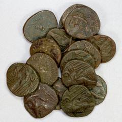 Group Lots - Ancient ELYMAIS: LOT of 16 AE tetradrachms, of early uncertain Arsacid kings, Van't Haaff Type 10.3; above average grades with decent strikes for this crude series, most quite decent, som