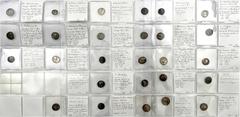 Lots antiker Münzen Lots antiker Münzen, Römer, Republik Sammlung von 27 Münzen. 1 X AE Semuncia, 25 versch. Denare, 1 Quinar. Zeitraum ca. 137 bis 45 v. Chr. Alle bestimmt. Besichtigen. schön bis seh