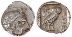 Altgriechische Münzen Attika Athen Tetradrachme nach 449 v. Chr. Athenakopf mit attischem Helm r./AΘE. Eule, dahinter Lorbeerzweig und Halbmond. Starr pl. XXII, 7. 17,10 g. sehr schön/vorzüglich, Aver