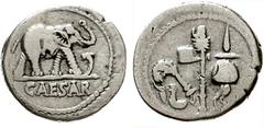 Römische Münzen Imperatorische Prägungen C. Julius Caesar 50-44 v. Chr. C. Julius Caesar 50-44 v. Chr. Denar 49/48 v. Chr., Feldmünzst. CAESAR. Elefant zertritt Schlange/Priestergeräte. Sydenham 1006,