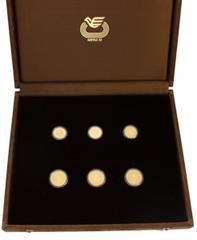 Griechenland Republik 1973 bis heute Komplette Serie zu 3 X 5000 und 3 X 2500 Drachmen 1981/1982 zur Leichtathletik-Europameisterschaft in Athen. Insg. 56,85 g, 900/1000. In Sammelschatulle. KM 128,12