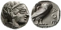 Altgriechische Münzen Attika Athen Tetradrachme nach 449 v. Chr. Athenakopf mit attischem Helm r./AOE Eule, dahinter Lorbeerzweig und Halbmond. Starr pl. XXII, 7. 17,15 g vorzügliches, fein zentrierte