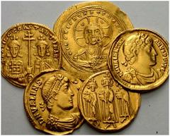 ROMAN EMPIRE Lots No.: 482 Schätzwert/Estimation: CHF 500.- Valentinian I. Solidus, Antioch. Valens. Solidus, Nicomedia. BYZANTINE EMPIRE. Heraclius, Heraclius Constantine and Heracleonas. Solidus, Co