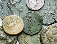 ROMAN EMPIRE Lots No.: 277 Schätzwert/Estimation: CHF 300.- Vitellius, Vitellius Germanicus and Vitellia, 69. Denarius. Portraits. Plotina. Provincial Aes, Laodiceia. Antoninus Pius. Sestertius. Roma.