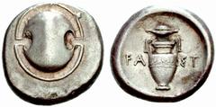 ANCIENT COINS THE GREEKS Boeotia No.: 1262 Schätzwert/Estimate: CHF 600 Thebes. Stater ca. 350. Boeotian shield. Rev. FA – ST (Astias) Amphora with barley grain above. 12,03 g. SNG Cop. 319. BMC 120. 
