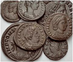 ANCIENT COINAGE SPECIAL COLLECTION OF ROMAN IMPERATORS AND EMPERORS ROMAN EMPIRE Constantinus I, 307-337. Caesar 306 – 307. No.: 1954 Schätzwert/Estimate: CHF 150 Lot of 7. 2 Folles. Small bronze. Urb