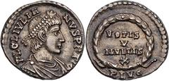 RÖMISCHE MÜNZEN RÖMISCHE KAISERZEIT Iulianus II., 360/361-363 n. Chr. AR-Siliqua Lugdunum, 1. Offizin Vs.: FL CL IVLIA-NVS PP AVG, gepanzerte und drapierte Büste mit Perlendiadem n. r., Rs.: VOTIS / V