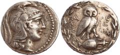 Attika, Athen, Tetradrachme 174-/173 v. Chr., Vs.: behelmter Kopf der Athena nach rechts, Rs.: Eule auf liegender Amphora, umher Lorbeerkranz, Thompson 217 x, 16,75 g, IV