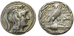 Attika, Athen, Tetradrachme des neuen Stils, Magistraten: Apellikon, Gorgias und Diogenes, Juli/August 88 v. Chr. (nach Mørkholm), Vs.: Kopf der Athena mit attischem Helm n. r., Rs.: Eule auf Amphore 