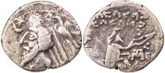 GRIECHISCHE MÜNZEN PARTHER, KÖNIGREICH DER ARSAKIDEN Phraatakes IV., 2 v. Chr. - 4 n. Chr. AR-Drachme Beischlag zu Mithradatkart Vs.: Büste in Ornat mit Diadem n. l., oben Sonnenstern mit Mondsichel u