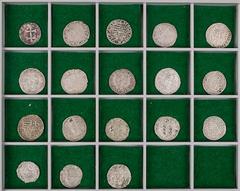 LOTS EUROPÄISCHER MÜNZEN UND MEDAILLEN UNGARN KÖNIGREICH Lot Denare 14.-17. Jhdt. Sigismund von Luxemburg, 1387-1437, Denar o. J., Huszar 576; Matthias I. (Corvinus), 1458-1490, Denar o. J. (4), Husza