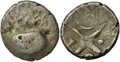 Keltische Münzen: Süddeutschland, Schönaich bei Böblingen, Lot von 2 Münzen: Quinar, Typ ”spätere süddeutsche Kreuzmünzen”, 1.80 g, Castelin (SNR 49) 68 Kellner 518, Prägeschwäche, fast sehr schön, un