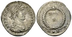 Procopius AR Siliqua, RIC VIII 13e Procopius (365-366 AD). AR Siliqua (19 mm, 1.95 g), Constantinopolis (Istanbul). Obv. D N PROCOPIVS P F AVG, pearl-diademed, draped and cuirassed bust right. Rev. VO