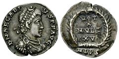 Arcadius AR Siliqua Arcadius (383-408 AD). AR Siliqua (16 mm, 1.29 g), Mediolanum, 383-7. Obv. D N ARCADIVS P F AVG, pearl-diademed, draped and cuirassed bust to right. Rev. VOT V MVLT X within wreath