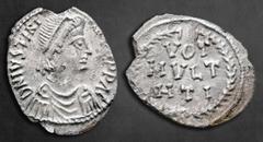Byzantine Justinian I AD 527-565. Carthago 1/2 Siliqua AR 16 mm, 1,18 g D N JVSTINIANVS P P AVG, diademed, draped, and cuirassed bust right / VOT/ MVLT/ HTI in three lines within wreath. Very Fine Sea