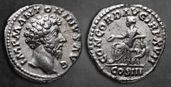Roman Imperial Marcus Aurelius AD 161-180. Rome Denarius AR 18 mm, 3,22 g M ANTONINVS AVG, bare head of Marcus Aurelius right / CONCORD AVG TR P XVII, Concordia seated left, with patera in outstretche