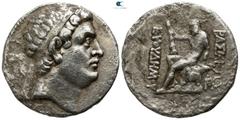 Greek Baktria. Greco-Baktrian Kingdom. Mint B. Euthydemos I 225-200 BC. Tetradrachm AR 27mm., 15,17g. Diademed head right / BAΣIΛEΩΣ EΥΘΥΔHMOΥ, nude Herakles resting on rock, club in right hand restin