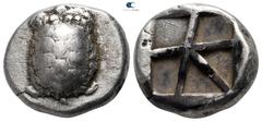 Greek Islands off Attica. Aegina circa 456-431 BC. Stater AR 21 mm., 12,05 g. Land tortoise with segmented shell / Large square incuse with skew pattern. nearly very fine Meadows, Aegina, Group IIIb; 