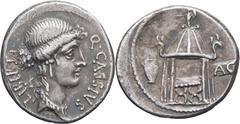 RÉPUBLIQUE ROMAINE - ROMAN REPUBLIC RÉPUBLIQUE ROMAINE - ROMAN REPUBLIC Cassia, Q. Cassius Longinus. Denier ND (55 av. J.-C.), Rome. RRC.428/2 ; Argent - 3,99 g - 18 mm - 3 h Quelques fines concrétion