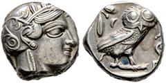 Griechische Münzen Attika. Athen Tetradrachme nach 449 v. Chr. Athenakopf im attischen Helm nach rechts / Eule mit hersehendem Kopf nach rechts stehend vor Olivenzweig und Mondsichel, davor "AOE". Sea