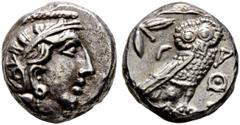Griechische Münzen Attika. Athen Tetradrachme 350-294 v. Chr. Athenakopf nach rechts / Eule stehend nach rechts, links im Feld Olivenzweig und Mondsichel. Svoronos 19,33 var. 16,84 g attraktives Exemp