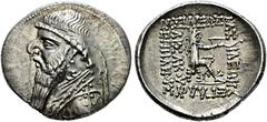 Griechische Münzen Persia. Arsakiden (Parther) Mithradates II. 123-88 v. Chr. Drachme 120-109 v. Chr. -Ekbatana-. Büste mit Diadem nach links / Arsakes mit Bogen auf Thron nach rechts. Sellw. 26/1, Sh