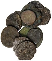 Ancient Coins, Ancient, Rome, an assortment of bronze coinage (100), all small denominations, AE 3 / 4, etc.; together with a quantity from a small denominational hoard of bronze, perhaps North Africa