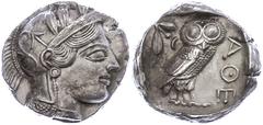 Ancient Coins Attika Athen, Tetradrachme (17,13g), ca. 415 v. Chr. Av: Athenekopf mit attischem Helm nach rechts. Rev: Eule nach rechts, dahinter Ölzweig und Mondsichel, davor "AOE". Svoronos Pl. 13, 