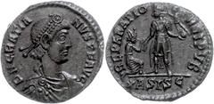 Ancient Coins Münzen Römische Kaiserzeit Gratianus, 367-383, Maiorina (4,66g), Siscia. Av: Büste nach rechts, darum "D N GRATIA - NVS P F AVG". Rev: Stehender Kaiser mit Victoria auf Globus, davor kni