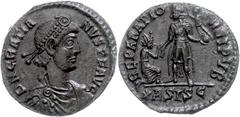 Ancient Coins Münzen Römische Kaiserzeit Gratianus, 367-383, Maiorina (4,66g), Siscia. Av: Büste nach rechts, darum "D N GRATIA - NVS P F AVG". Rev: Stehender Kaiser mit Victoria auf Globus, davor kni