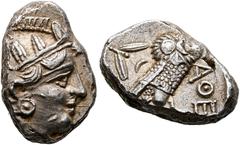 GRIECHISCHE MÜNZEN ATTIKA. Athen. Tetradrachme (16,74 g), ca. 353-294 v. Chr. Av.: Kopf der Athena mit attischem Helm und Lorbeerkranz n.r. Rv.: AΘE, Eule n.r., Kopf v.v., dahinter Olivenzweig und Mon