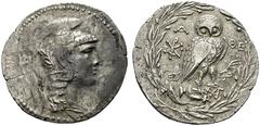 GRIECHISCHE MÜNZEN ATTIKA Athen (D) Tetradrachme (16,77g), 172-171 v.Chr. (Thompson) oder 140-139 v.Chr. (Lewis/Boehringer). Athenakopf / Eule auf Amphora, Beizeichen zwei Monogramme und Aphlaston. SN