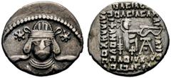 GRIECHISCHE MÜNZEN PARTHIA. Königreich der Arsakiden. Vonones II. (51). Drachme (3,52g), Ekbatana. Frontale Büste des Königs mit Tiara und Diadem zwischen zwei Sternen / Arsakes mit Bogen auf Thron, i