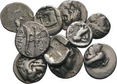 ANTIKE LOTS Lot Griechen (10). Lot aus 10 griechischen Silbermünzen, darunter Drachme aus Athen (1), Drachme aus Kolophon (1), Drachme aus Chalkis (1), Hemidrachme aus Abydos (1), um sch.-s.sch., manc