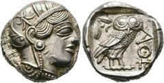 GRIECHEN ATTIKA. Athen. . (D) Tetradrachme (17,12 g), ca. 430-420 v. Chr. Av.: Kopf der Athena mit attischem Helm und Lorbeerkranz n.r. Rv.: AΘE, Eule n.r., Kopf v.v., dahinter Olivenzweig und Mondsic