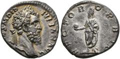 RÖMISCHE KAISERZEIT Didius Iulianus (193 n. Chr.). (D) Denarius (2,70 g), Roma, März-Mai 193 n. Chr. Av.: IMP CAES M DID - IVLIAN AVG, Kopf mit Lorbeerkranz n.r. Rv.: RECTOR - ORBIS, Kaiser mit Globus