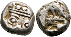 GRIECHISCHE MÜNZEN LYCIA. Phaselis. Stater (10,90 g), ca. 500-480 v. Chr. Av.: Prora in Form einer Eberprotome n.l. Rv.: Quadratisches Incusum. Asyut 736-742, SNG von Aulock 4392. Kleine Punze im Av. 