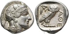 GRIECHISCHE MÜNZEN ATTIKA - Athen. ATTIKA. Tetradrachme (17,19 g), ca. 454-404 v. Chr. Av.: Kopf der Athena mit attischem Helm und Lorbeerkranz n.r. Rv.: AΘE, Eule n.r., Kopf v.v., dahinter Olivenzwei