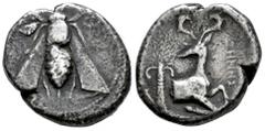 Greek Coins Ionia. Ephesos. Tetradrachm. 390-325 BC. Zenes magistrate. (Pixodorus-Class I, Obv 143). (Hunterian-4). Anv.: Bee, E-Φ across fields. Rev.: Forepart of stag to right, head reverted; palm t