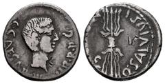 Roman Imperatorial Augustus. Q. Salvidienus Salvius Rufus. Denarius. 40 BC. Military mint moving . (Ffc-326). (Craw-523/1). (Rsc-514bv). Anv.: C. CAESAR III. VIR. R.P.C. bare head of Octavian right, s