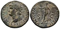 Roman Imperial Nero. Dupondius. 66-67 AD. Lugdunum. (Ric-I 523). (Bmcre-356). Anv.: IMP NERO CAESAR AVG P MAX TR P P P, laureate head to left, globe at point of bust. Rev.: VICTORIA AVGVSTI, Victory w