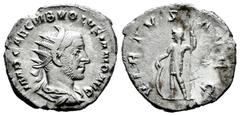 Roman Imperial Volusian. Antoninianus. 251-253 AD. Rome. (Ric-187). (Rsc-135a). Anv.: IMP CAE C VIB VOLVSIANO AVG, radiate, draped and cuirassed bust right. Rev.: VIRTVS AVGG, Virtus standing left, ho
