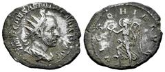 Roman Imperial Aemilian. Antoninianus. 253 AD. Rome. (Ric-11). (Rsc-53). Anv.: IMP AEMILIANVS PIVS FEL AVG, radiate, draped, and cuirassed bust right. Rev.: VICTORIA AVG, Victory advancing left, holdi