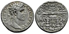 Roman Imperatorial Augustus. Seleucis and Pieria. Tetradrachm. CY 114 = 6 d.C. (RPC-I 4328). (Prieur-1186). Anv.: KAIΣAPOΣ ΣEBAΣTOV, laureate head to right. Rev.: Filleted thunderbolt set on pulvinar;