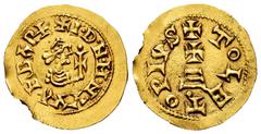 Wamba (672-680) Wamba (672-680). Tremissis. Toleto (Toledo). (Cnv-476.2). (R. Pliego-618e). Anv.: +I˙D˙N˙M˙N˙VVAMBAP+. Rev.: +TOLETOPIVS. Au. 1,52 g. Dot under the podium slightly to the left. Light p