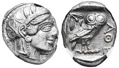 Greek Coins Attica. Athens. Tetradrachm. 454-404 a.C. (Gc-2526). (Sng Cop-31). Anv.: Head of Athena right, wearing crested Attic helmet ornamented with three olive leaves above visor and spiral palmet