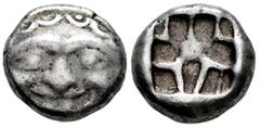 Greek Coins Mysia. Parion. Drachm. 550-520 d.C. (Traité-II 1, 651, pl. XVI, 22). (Sng Cop-256). (SNG BnF-1347). Anv.: Facing head of gorgoneion with open mouth and protruding tongue. Rev.: Irregular i